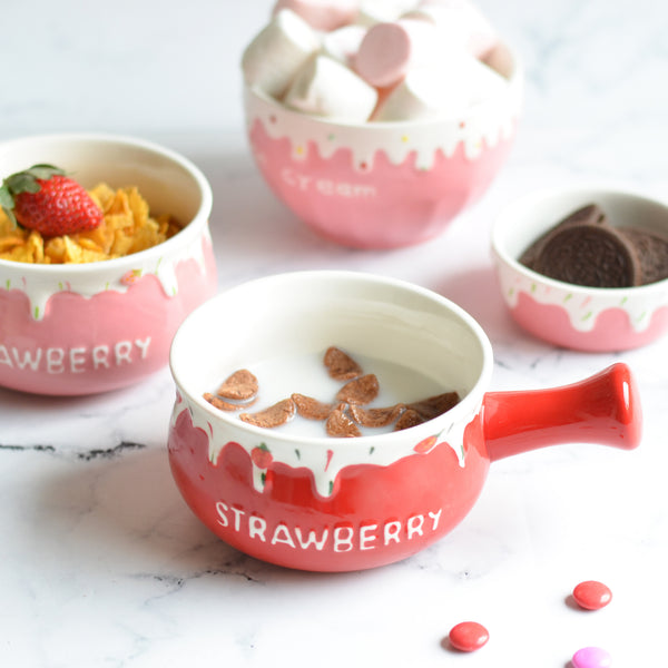 Strawberry Gravy Bowl - Bowl, soup bowl, ceramic bowl, snack bowls, curry bowl, popcorn bowls | Bowls for dining table & home decor