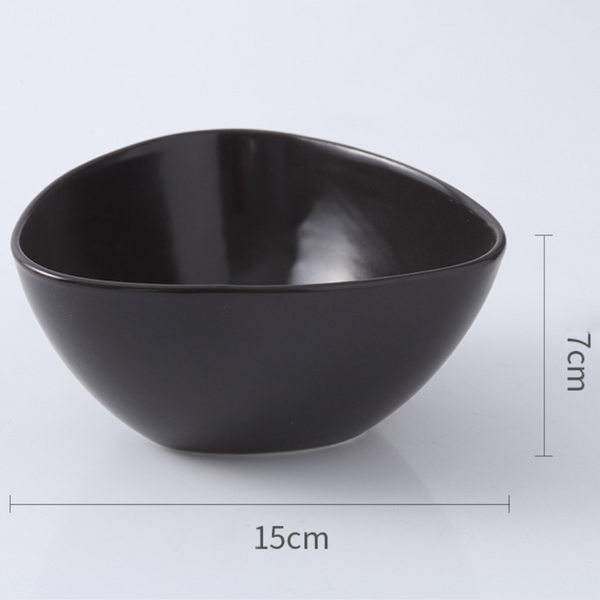 Triangular Bowl Large 500 ml - Bowl, ceramic bowl, serving bowls, noodle bowl, salad bowls, bowl for snacks, large serving bowl | Bowls for dining table & home decor
